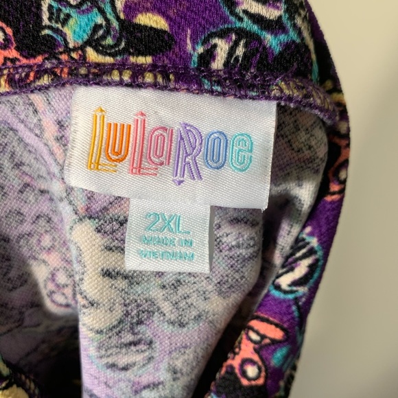 3/$15 Lularoe Disney Cassie Skirt - Picture 5 of 7